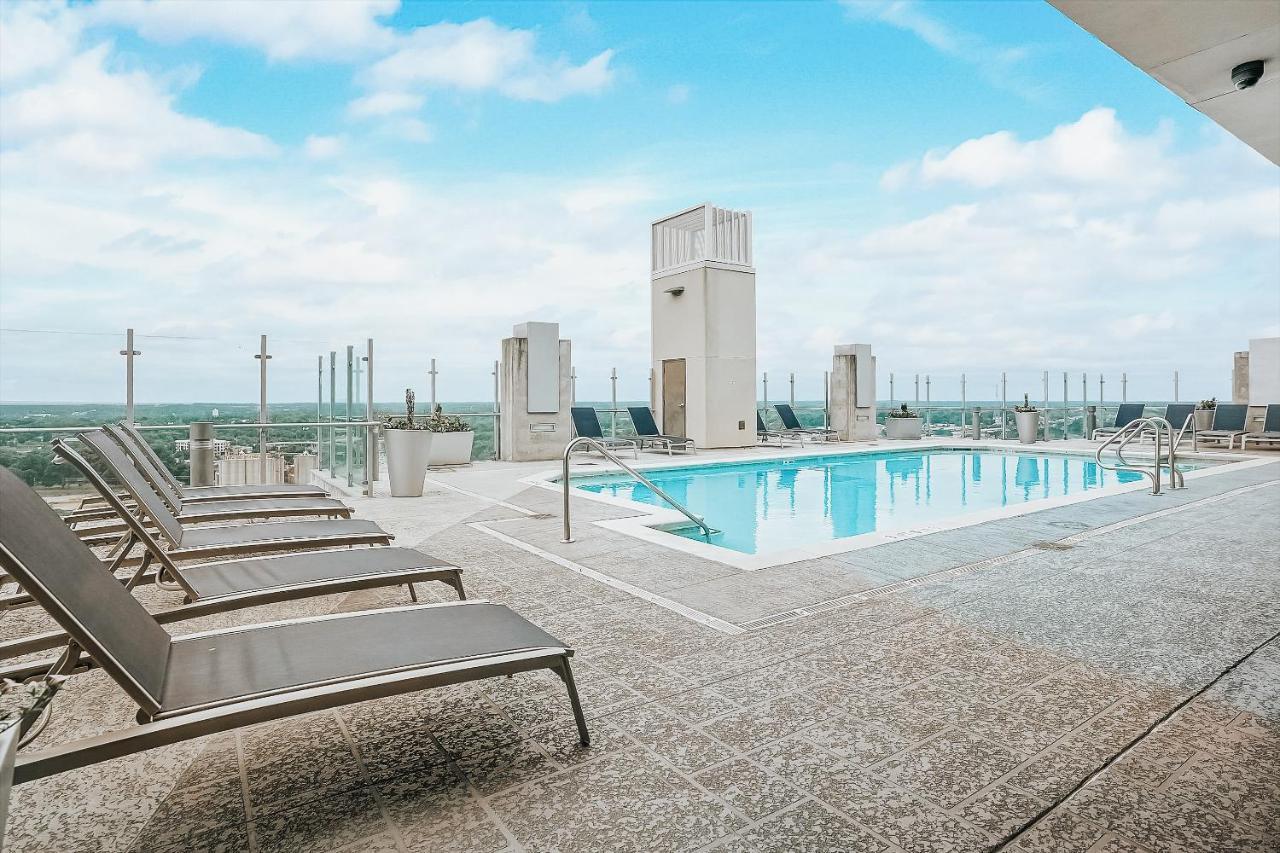 Frontdesk Skyhouse Apts Uptown Charlotte Διαμέρισμα Εξωτερικό φωτογραφία